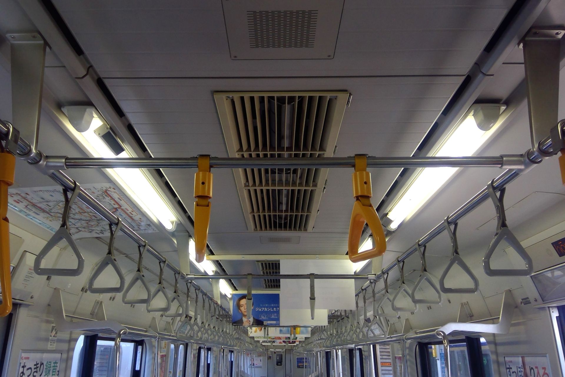 E217系 車内