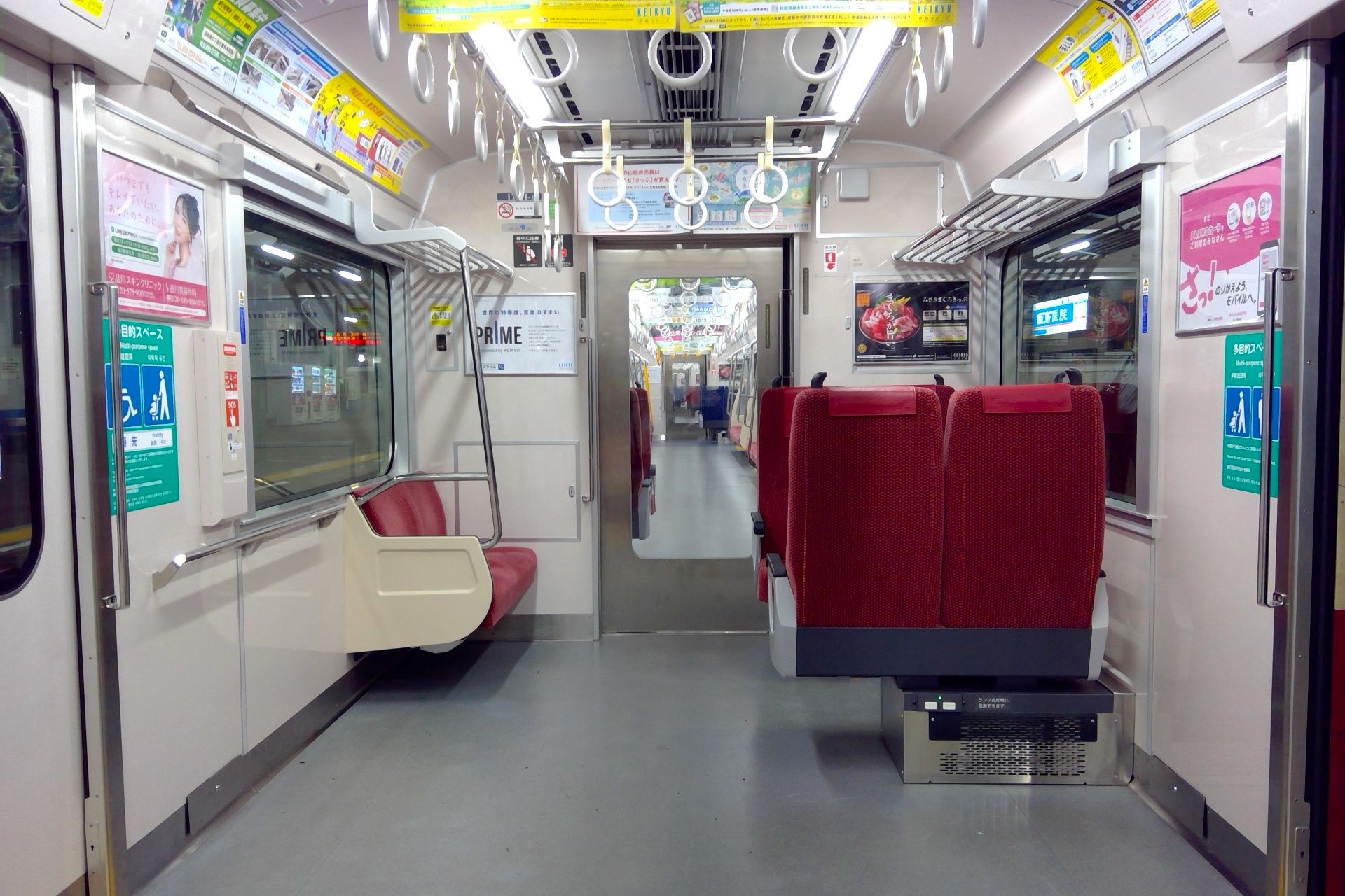 京急1000形22次車 車内