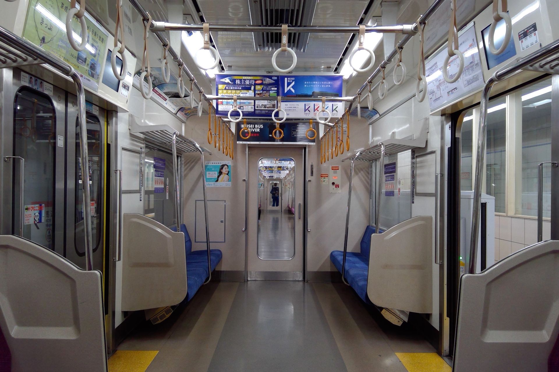京成3000形 車内