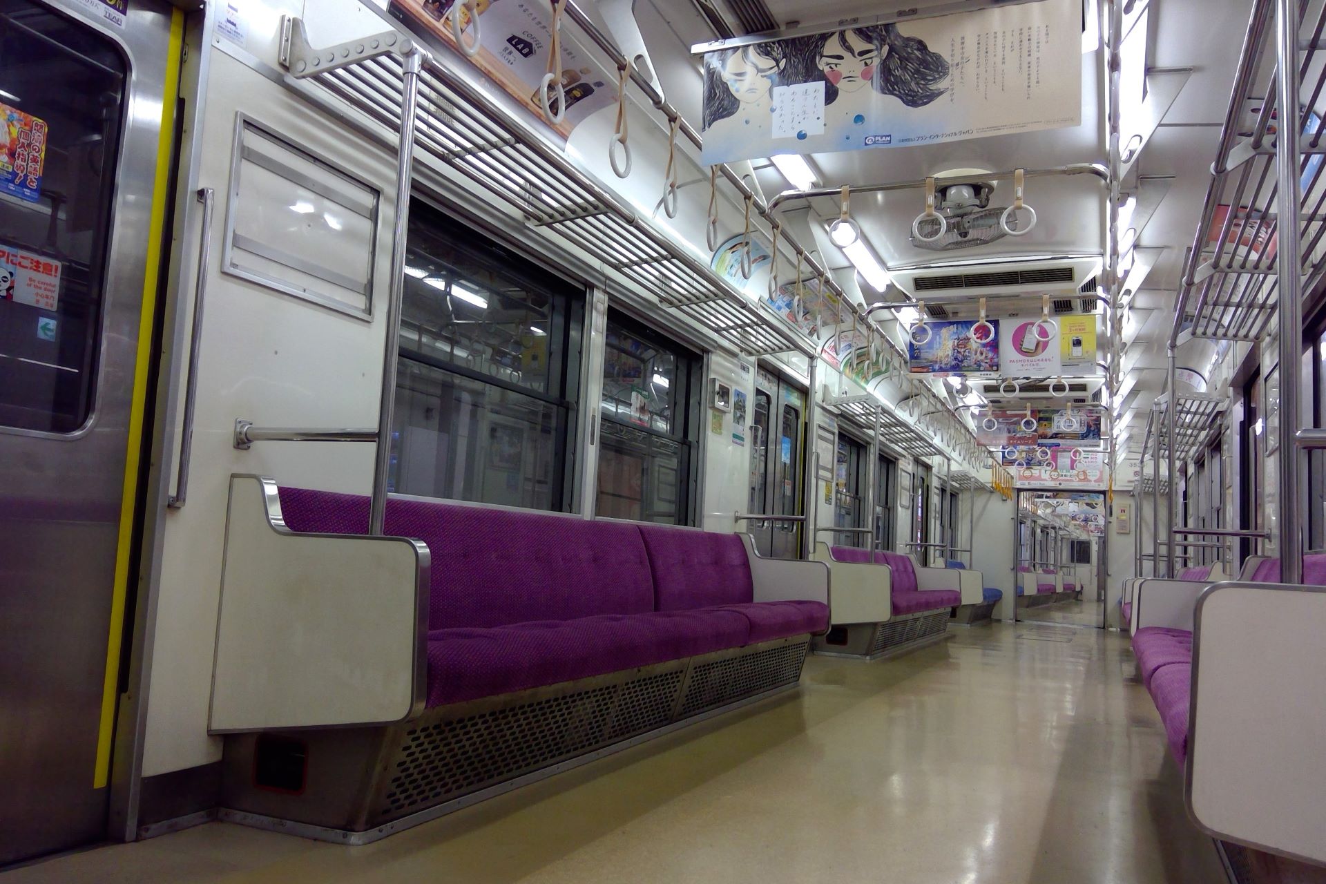 京成3500形 車内