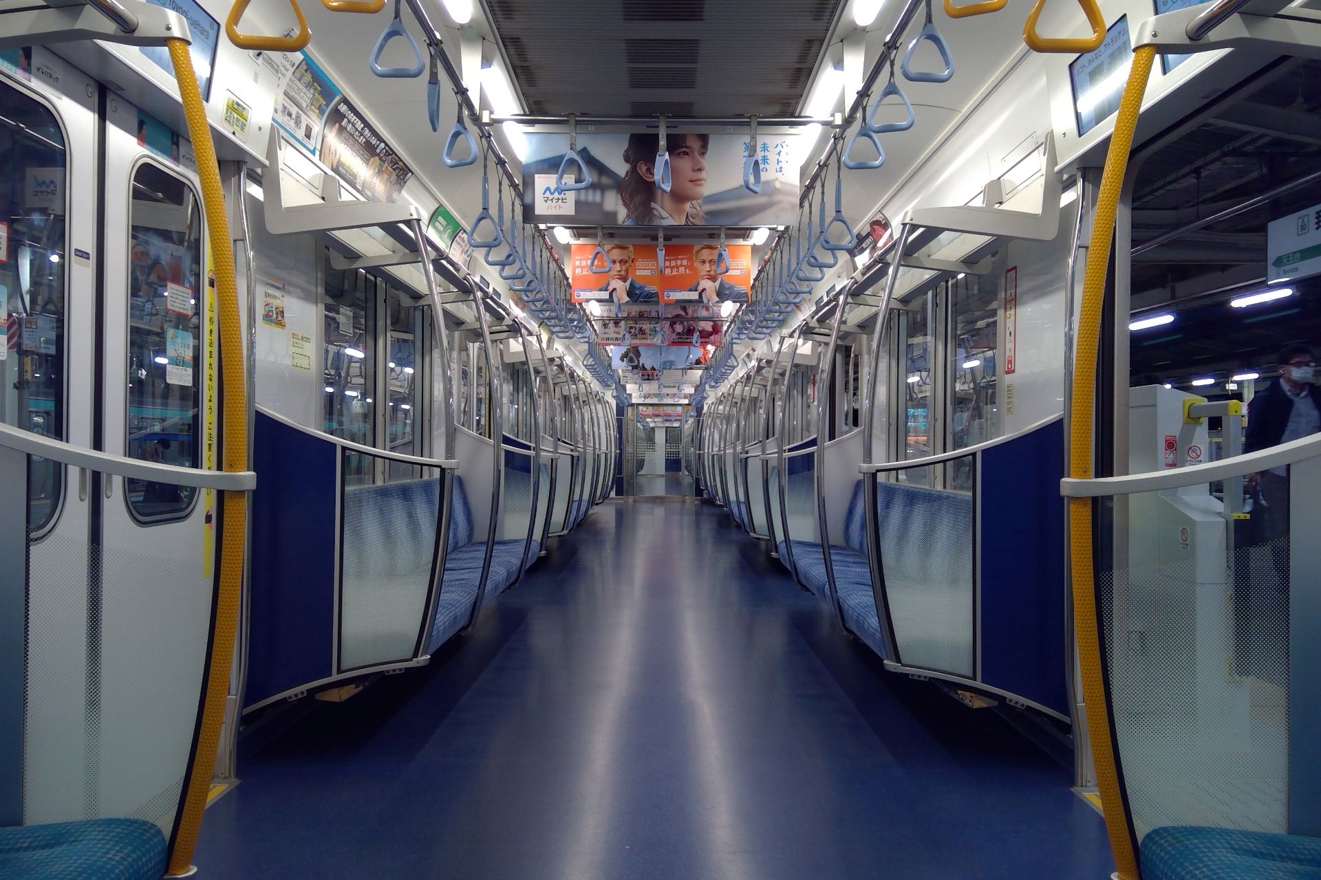 東京メトロ16000系 4次車 車内