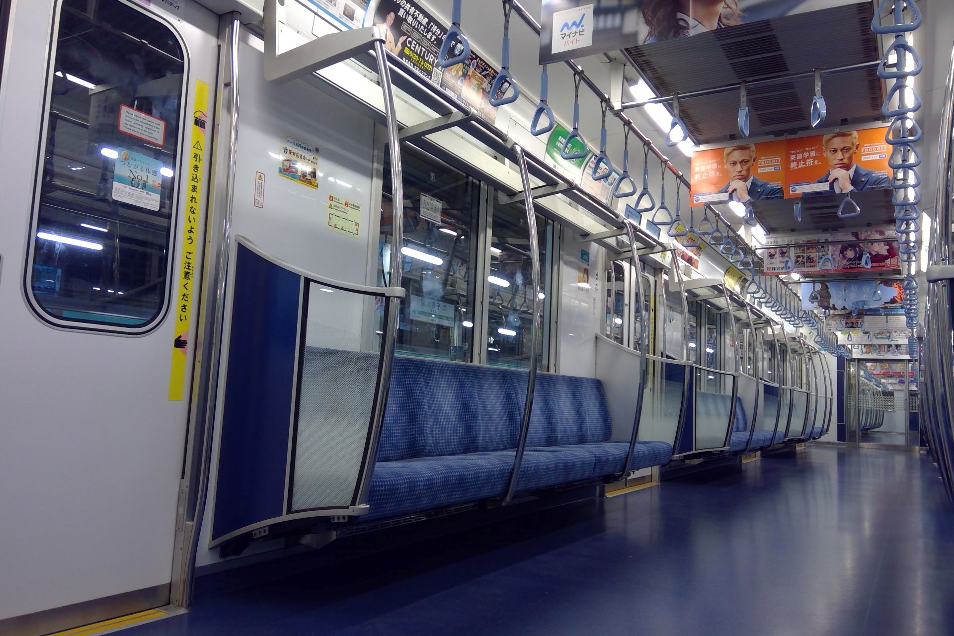 東京メトロ16000系 4次車 車内