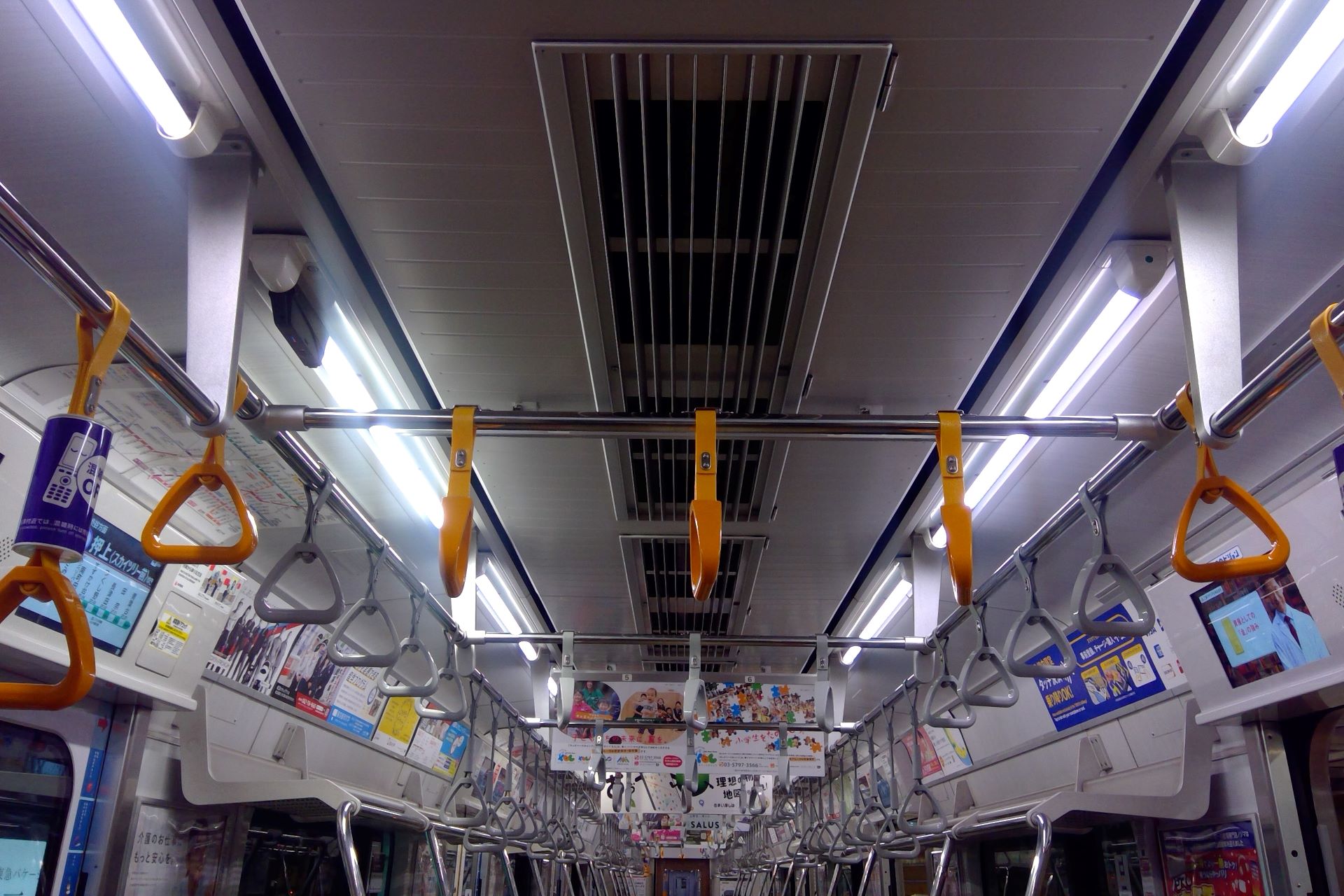 東急5000系 増備中間車 車内