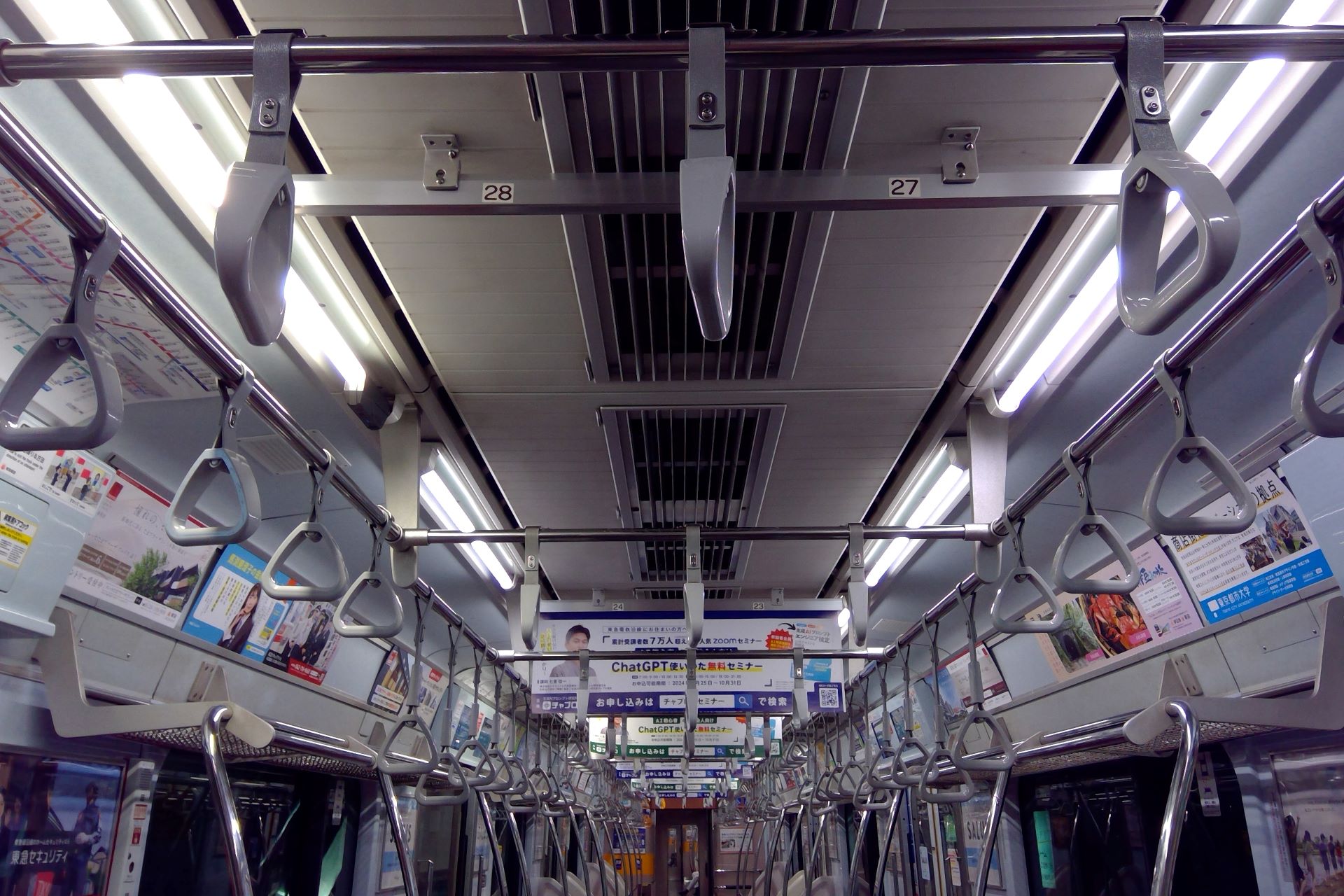 東急5050系 車内