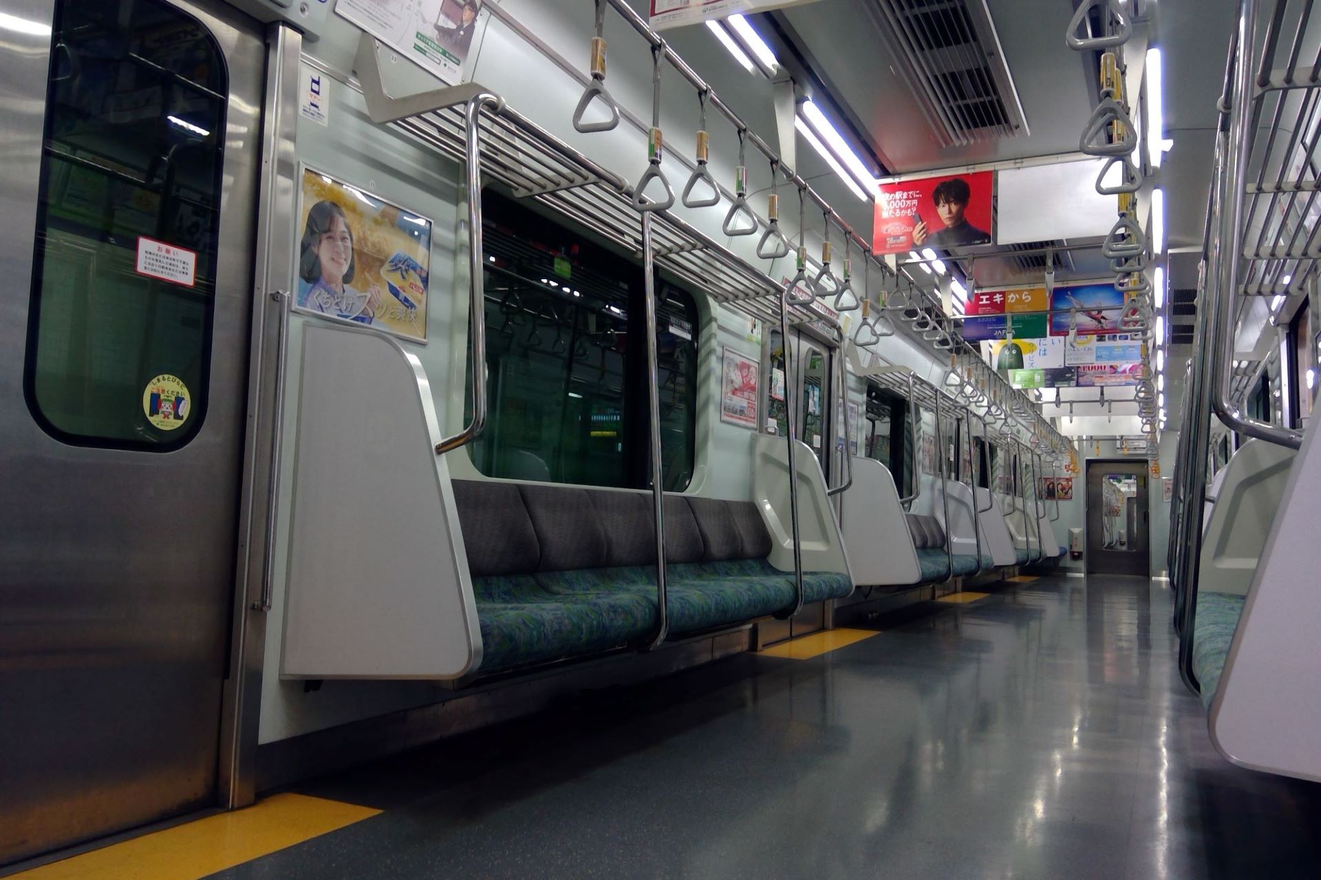 都営10-300形 1次車 車内