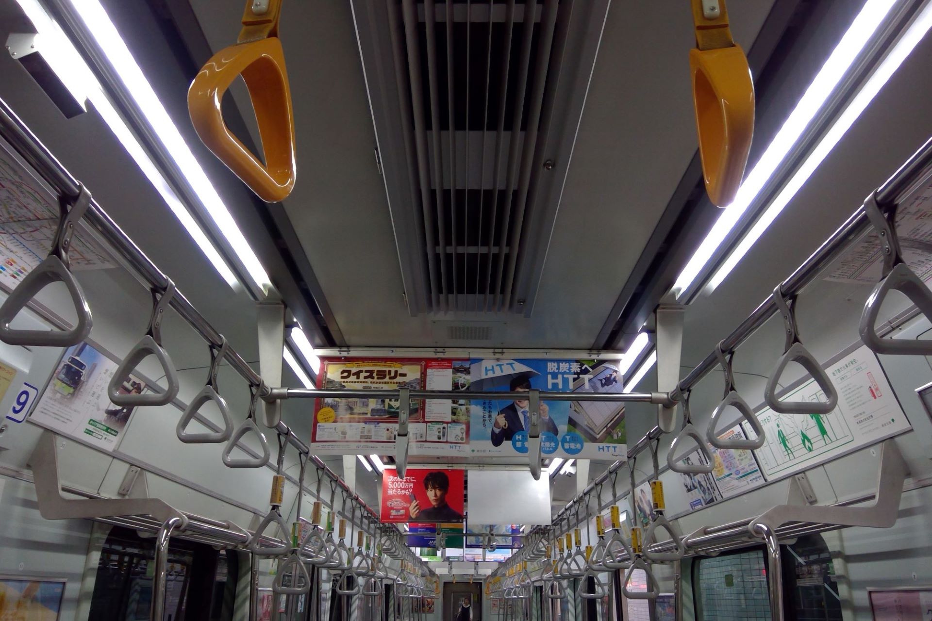都営10-300形 1次車 車内