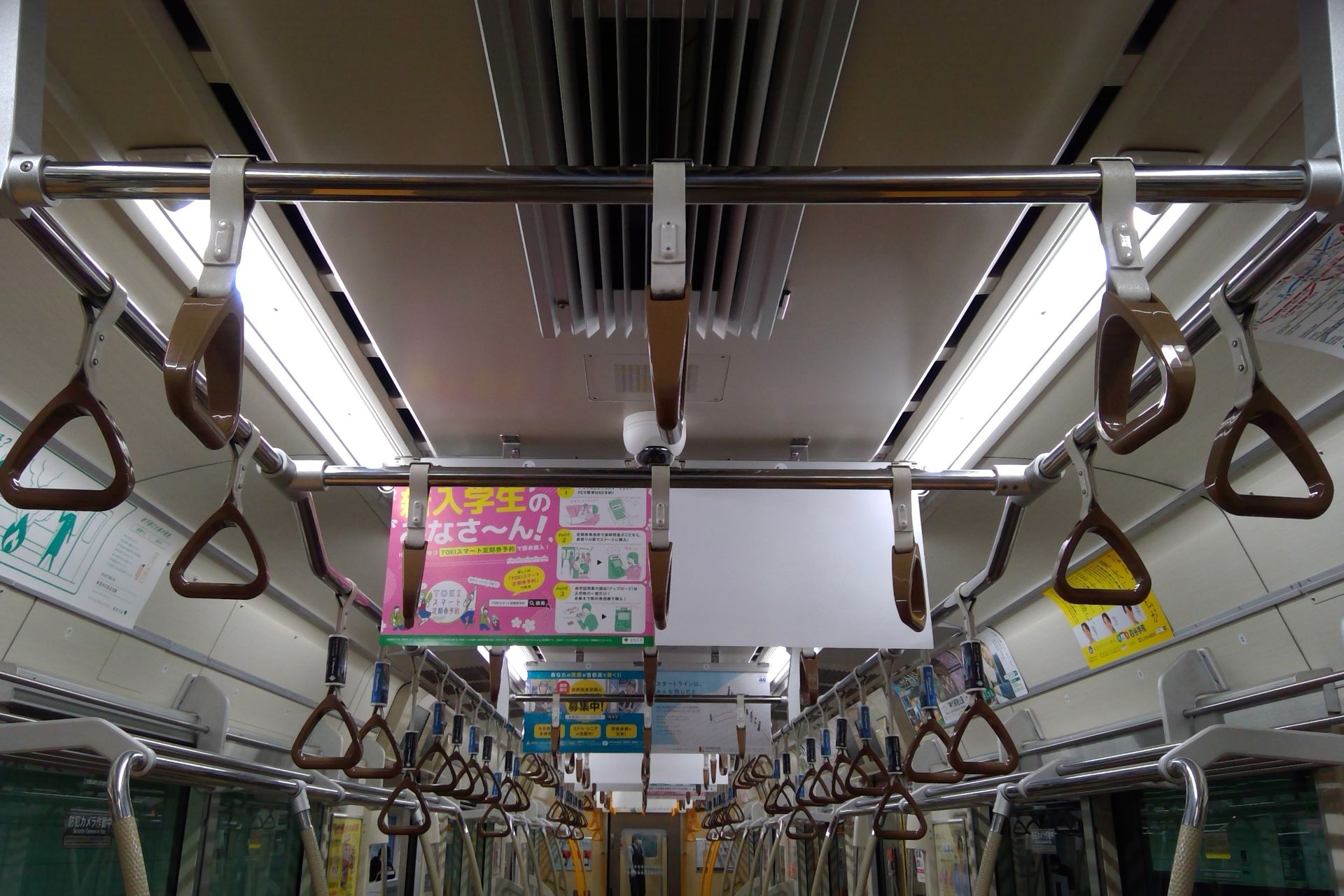 都営5500形 車内
